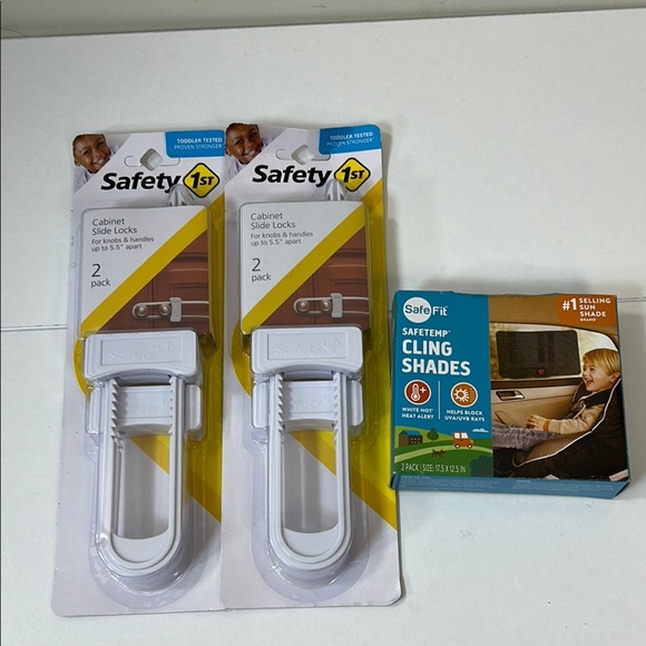 Set of Safety 1st Cabinet Slide Locks and 2 pack Cling Shades - Picture 1 of 3
